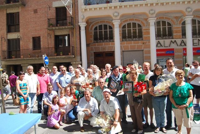 Una acelga de 7,5 kilos gana la Muestra de Hortalizas de Barbastro