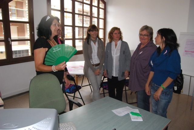 Practicantes de tai chi de Barbastro, Monzón y Albelda muestran sus habilidades