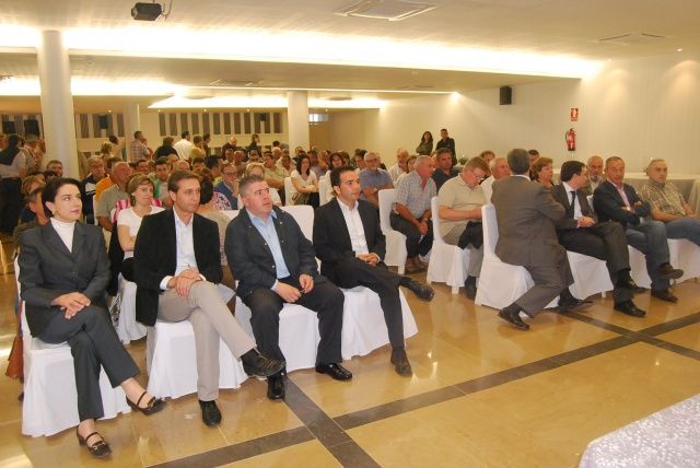 IU lleva al Pleno de las Cortes las carencias en equipamientos educativos del colegio público Monzón III