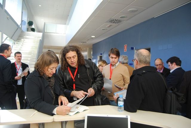 Deterioran las señalizaciones de la aljama judía de Monzón días después de su colocación
