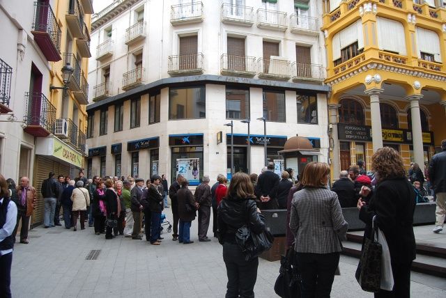 El pregón de Luz Gabás abre la XVIII Feria del Libro Aragonés de Monzón con 33 editoriales
