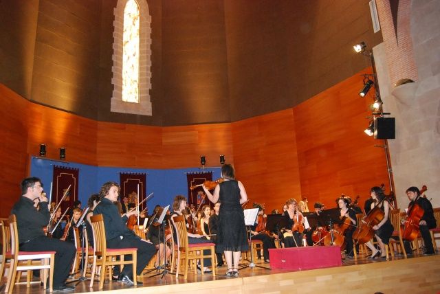 Un centenar de artesanos mostrarán sus productos este domingo en Naval
