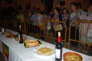 Encuentro Gastronómico Barbastro Un cuadro con flamenco para amenizar el encuentro. Foto JLP.