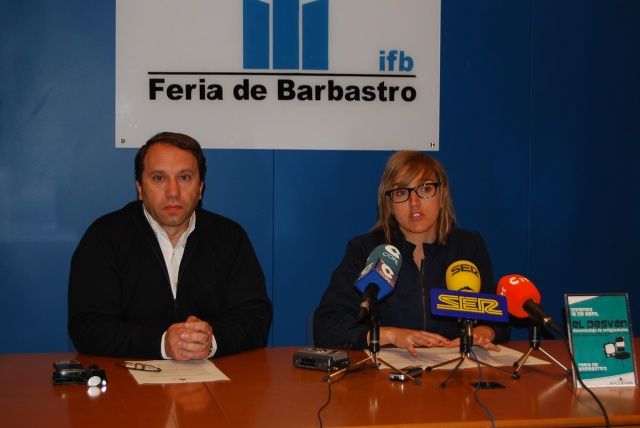 La feria de desembalaje de antigüedades de Barbastro El Desván aumenta el número de expositores El Desván