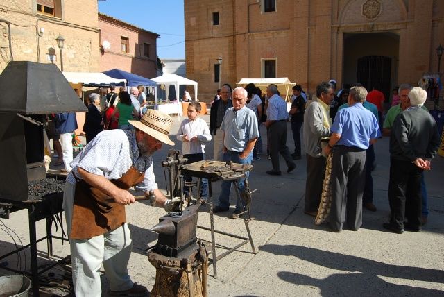 Feria Artesanía Alcolea Exhibición de forja. Foto JLP.