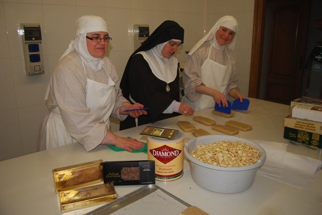 El Corte Inglés venderá estas Navidades turrones del convento de Monzón