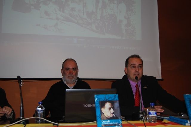 Charla coloquio sobre la obra de Manuel Benito en Monzón
