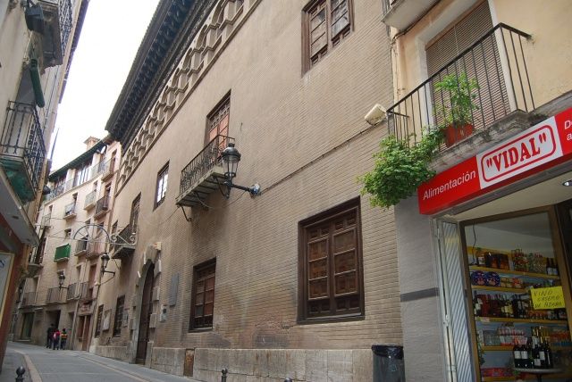 Corte en la calle Hermanos Argensola de Barbastro mañana martes