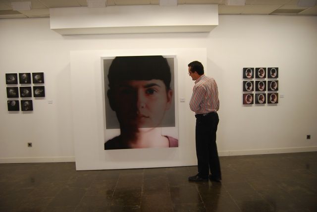 Sergio Luna Lozano muestra su obra en la sala Goya de la Uned en Barbastro Sergio Luna Lozano