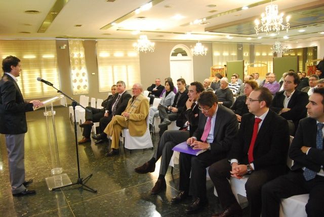 Empresarios y comerciantes del Cinca Medio confían en una recuperación económica en 2011