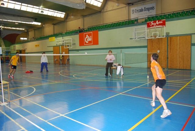 El VIII torneo de bádminton “Ciudad de Barbastro” se disputa el sábado bádminton Ciudad de Barbastro