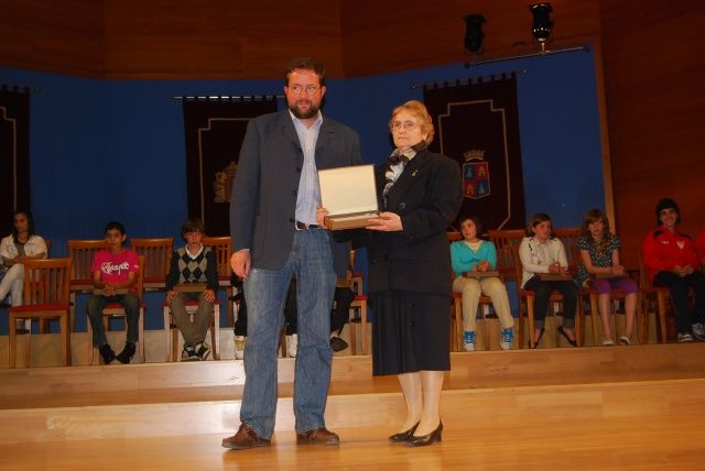 Monzón reconoce el mérito de los mejores deportistas de 2009 mejores deportistas monzon