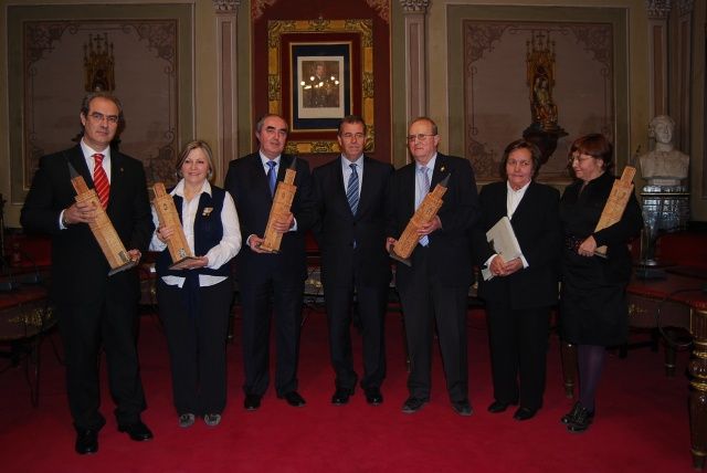 Reconocimiento a la labor de los alcaldes democráticos de Barbastro