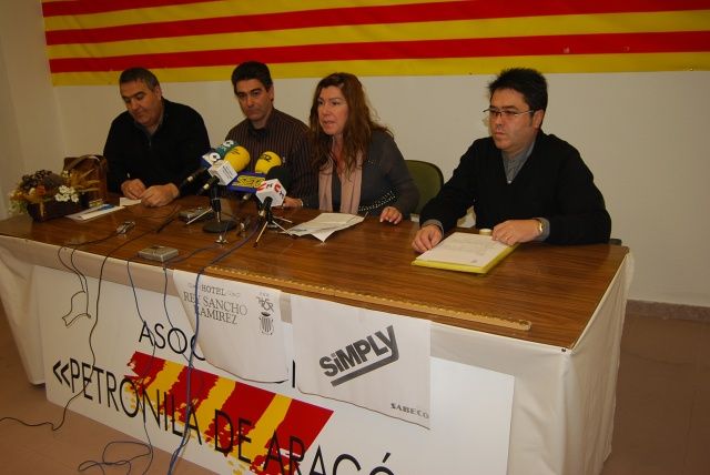 La asociación cultural Petronila de Barbastro repartirá judias solidarias por Haití en la Candelera Petronila de Barbastro