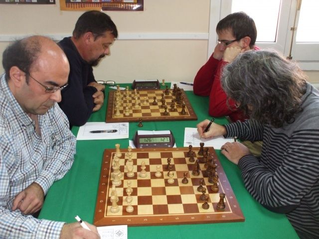 Delegación oscense de ajedrez: Crónica de la 3ª ronda del Campeonato de Aragón por equipos 2012