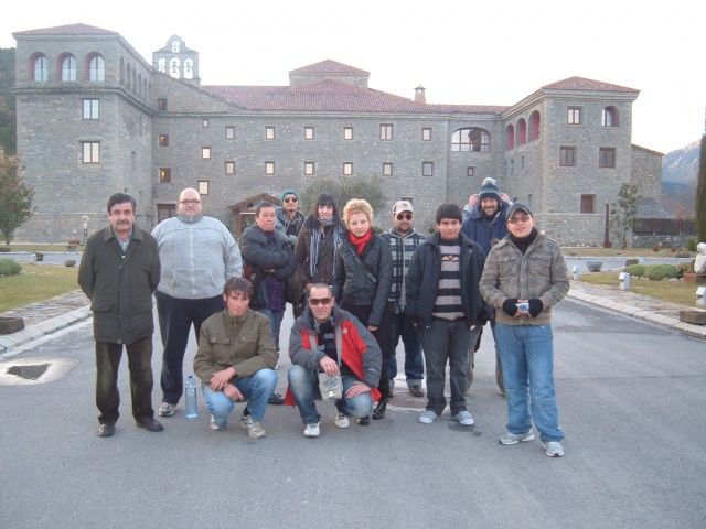 El curso de camarero de la EFA El Poblado visita el Monasterio de Boltaña