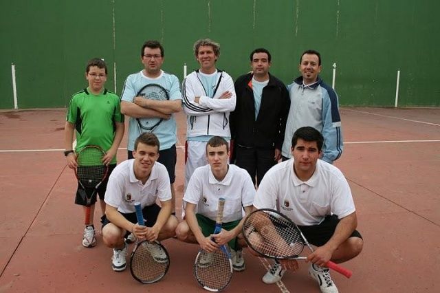 Liga frontenis Somontano: Club Pelota Barbastro en 1ª y Molones en 2ª siguen sumando