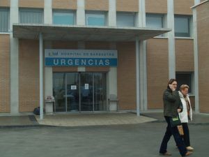 Obras cementerio Barbastro Entrada de urgencias del Hospital. Foto R.S.