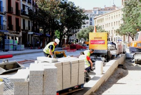 Reinsertar en el mercado laboral a desempleados del sector de la construcción, objetivo del programa que ponen en marcha el INAEM, empresarios y sindicatos de Aragón