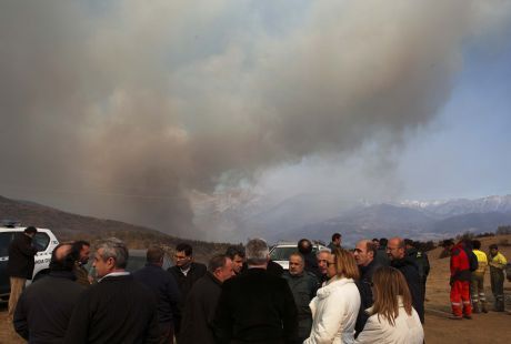 El Gobierno de Aragón hace un llamamiento a seguir las instrucciones del operativo y no adentrarse en el perímetro del incendio