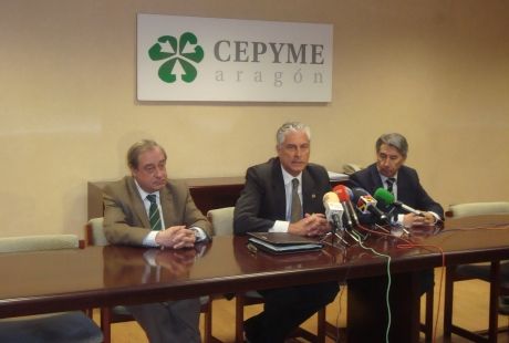 Política Territorial asesorará y colaborará con Ayuntamientos y empresarios para el pago de las deudas de las Entidades Locales de Aragón
