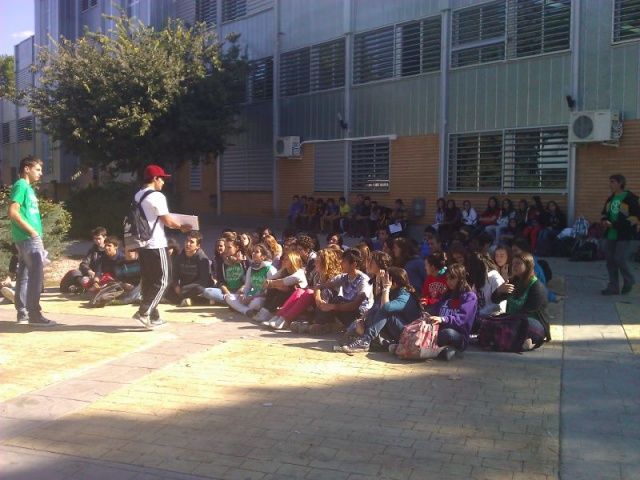 Los estudiantes de Monzón secundan la huelga y en Barbastro sólo en el Martínez Vargas