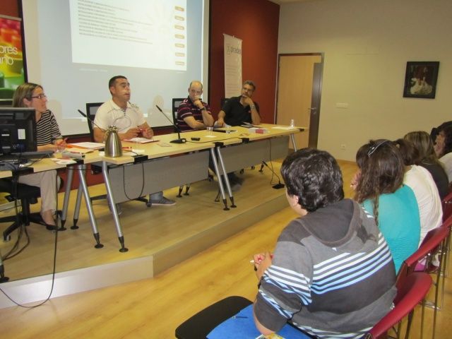 Proyecciones inéditas de documentales, charlas sobre ochomiles y exposición fotográfica en las Jornadas Montañeras de Barbastro