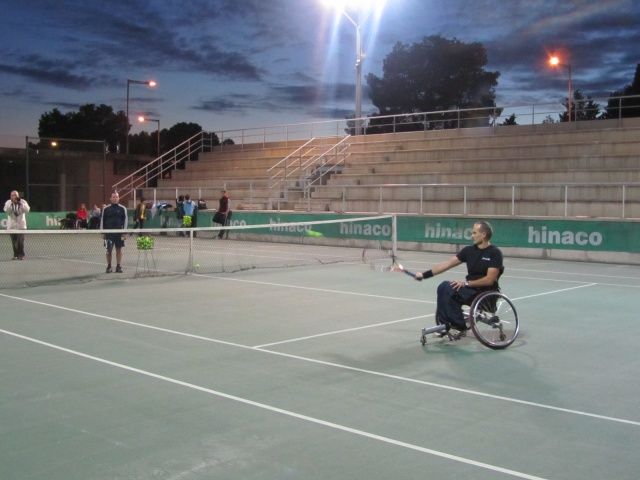 Monzón acoge el Campeonato de Aragón de tenis en silla de ruedas