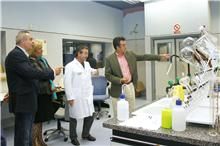 El consejero de Medio Ambiente de Aragón conoce las instalaciones medioambientales de Cantabria