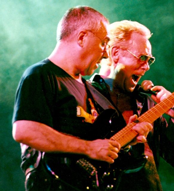 Mike Kennedy, ex vocalista de Los Bravos: “No me siento viejo, la edad está en la mente” Mike Kennedy