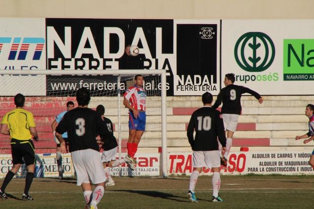 Barbastro y Monzón disputan un derby de mero trámite Monzón y Barbastro