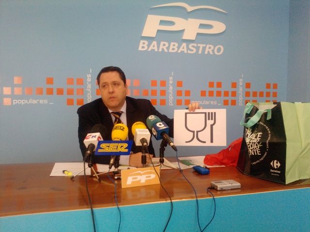 El PP denuncia que las bolsas de Barbastro fueron compradas, “a dedo”, a una concejala del PSOE del Ayuntamiento de Graus pp barbastro