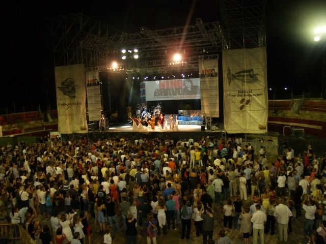 Nuevo récord del Festival Vino Somontano con 75.440 tapas y 100.000 vinos servidos y más de 14.000 personas en los conciertos