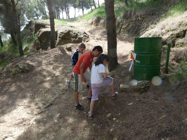 Jornada deportiva de orientación escolar en Berbegal
