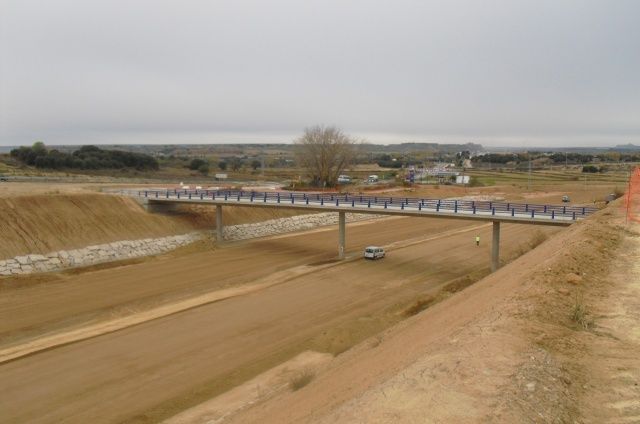 Abiertos los dos pasos superiores a la autovía A-22 Lérida-Huesca situados entre Monzón y el Canal de Zaidín