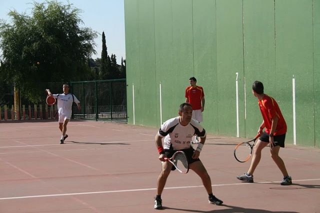 Frontenis: La liga del Somontano cumple la vigésima jornada