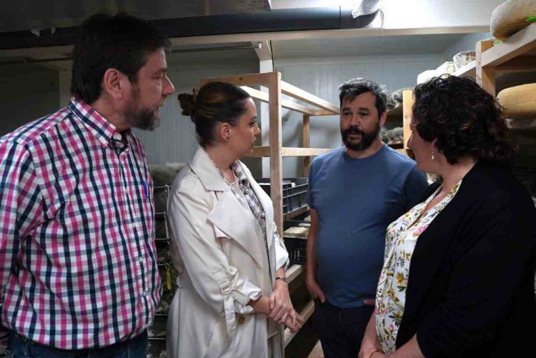 Maru Díaz reclama más apoyo a la venta directa de productores “para protegernos de las prácticas abusivas de grandes distribuidoras”