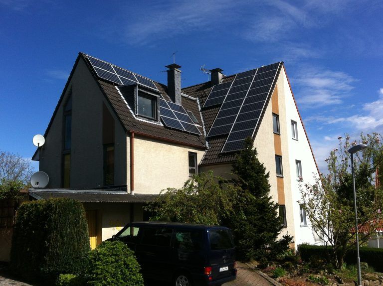 Los tejados de Aragón podrían generar más de 10 millones de MWh de energía solar al año, reduciendo más de 800.000 toneladas de CO2
