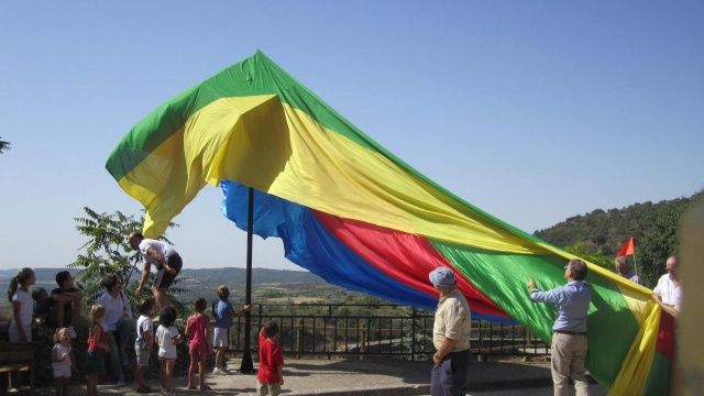 Inaugurado el dado gigante en El Grado