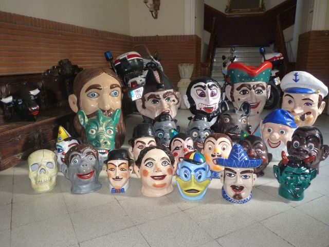 Finaliza la restauración de la comparsa de cabezudos de Barbastro