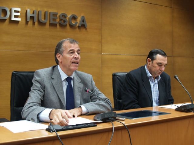 Antonio Cosculluela: «Las alegaciones de la DPH al Plan de Infraestructuras contribuirán a vertebrar la provincia para su desarrollo económico»