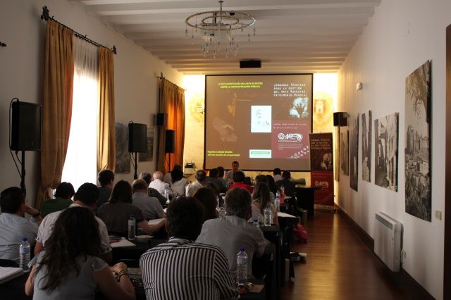 Los yacimientos de arte rupestre de España acuerdan en Alquézar trabajar en red y unificar criterios para divulgar este Patrimonio de la Humanidad