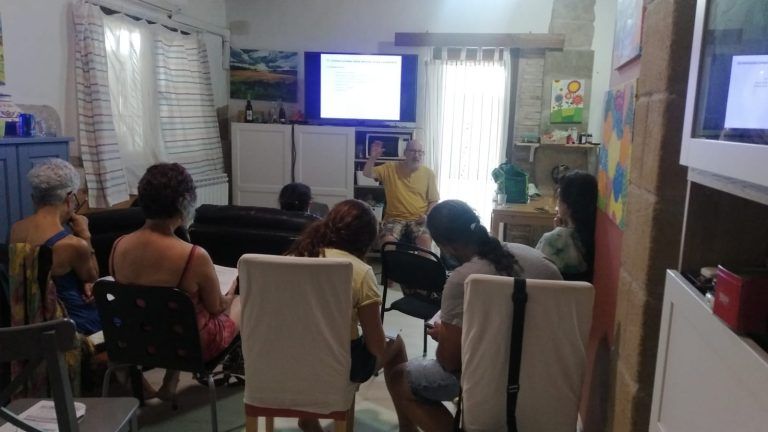 Soberanía y Salud Barbastro organizó una jornada de talleres conscientes en Fornillos