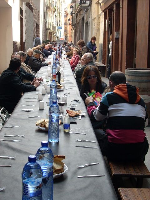 La asociación «Alzheimer y otras demencias» de Barbastro organizó una paella solidaria Alzheimer barbastro