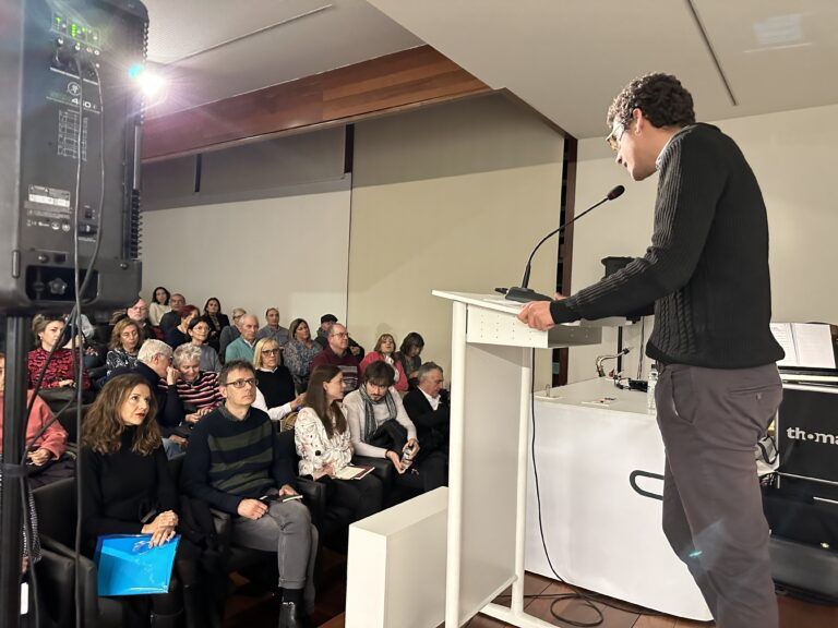 Barbastro se llena de literatura para todos los públicos en la jornada más intensa de Barbitania Barbitania. Ronda Somontano