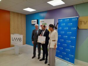 Barbastro recoge en Zaragoza el diploma acreditativo como Ciudad Amiga de la Infancia