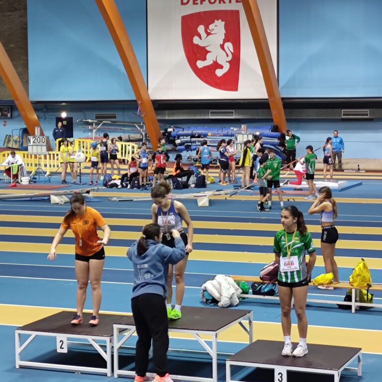 Buena cosecha de medallas para el Club Atletismo Barbastro Club Atletismo Barbastro.