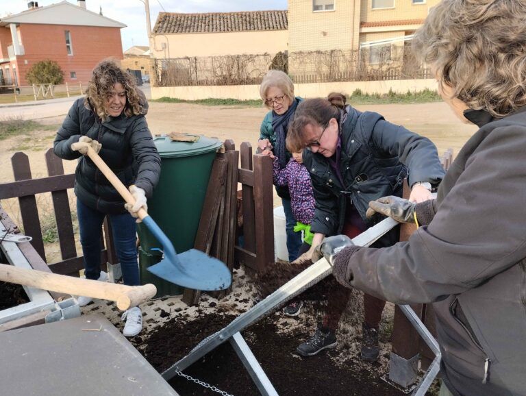 La Comarca de Somontano extrae el primer compost comunitario Compostaje en Peralta de Alcofea_RondaSomontano