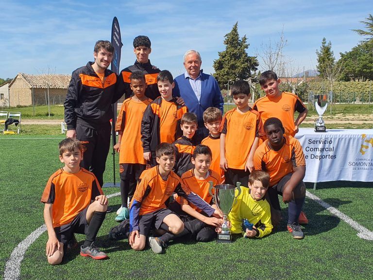 Santa Ana de Binaced y Estadilla vencen en la VII Liga comarcal del Somontano de fútbol sala Halcones de Estadilla