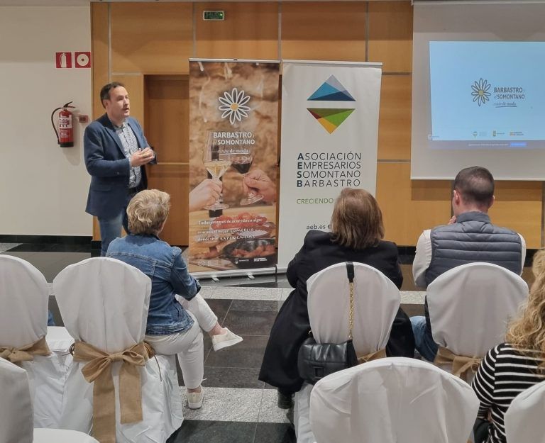 La AESB presenta su nueva campaña de primavera-verano Campaña primavera-verano AESB